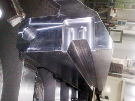Lavorazione meccanica di precisione: dettaglio del rotore di un impianto di frantumazione